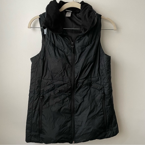Champion Jackets & Blazers - Champion Black Puffer Vest